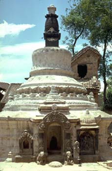 a_newar_stupa