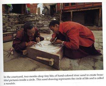 cr_tibet_mandala_monks